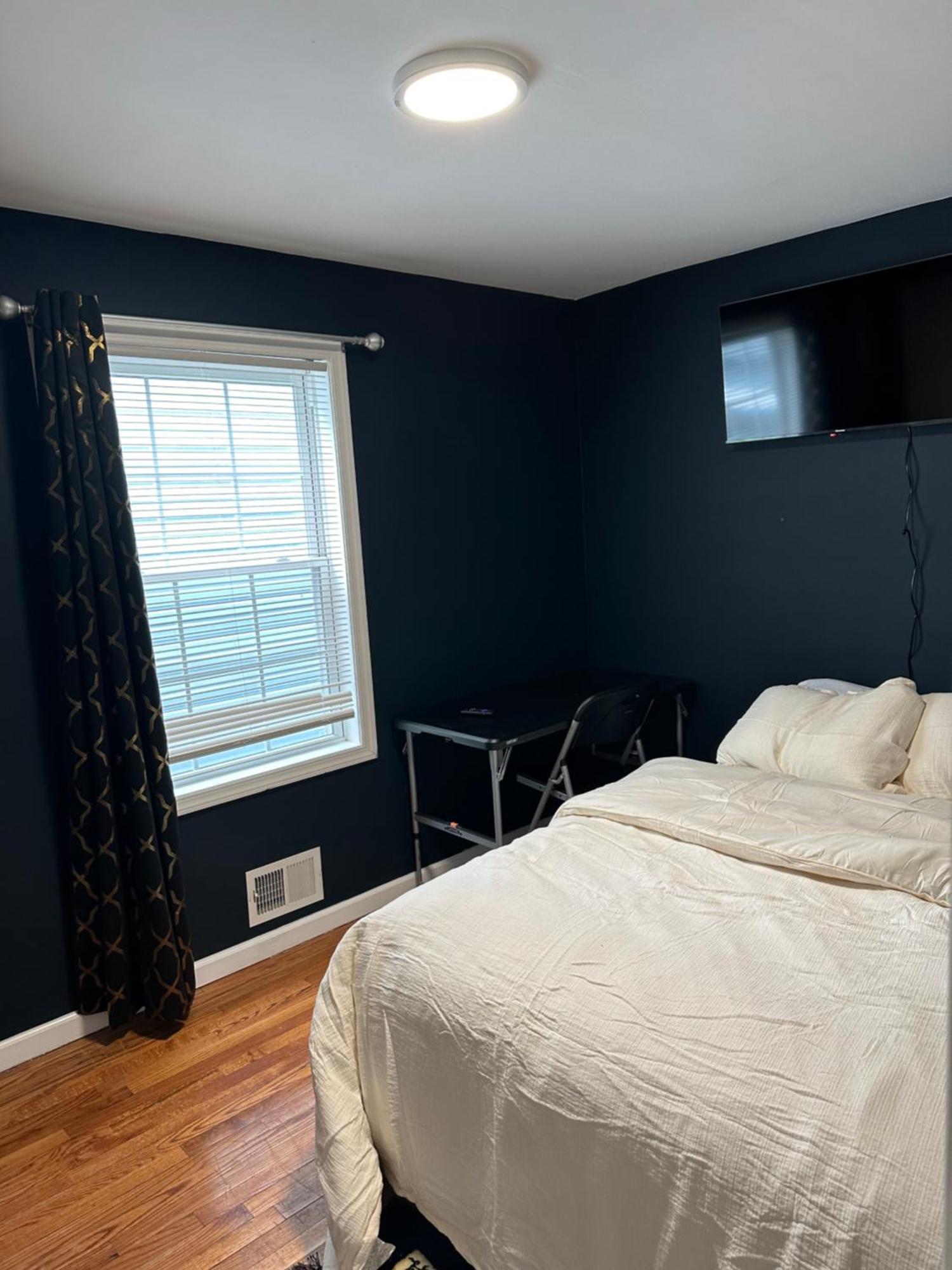 Fidelia Crystal Room, Queen Bed Minutes From Newark Liberty International Airport And Newark Penn Station เออร์วิงตัน ภายนอก รูปภาพ
